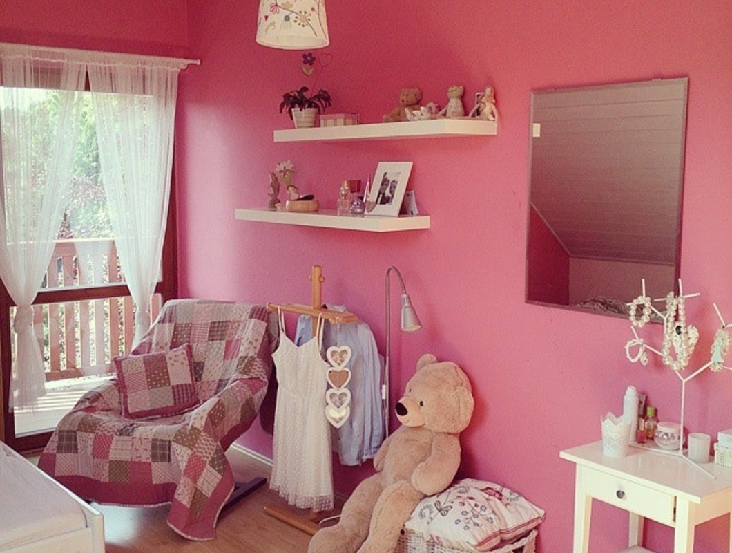 Vymalování dětského pokoje (cca 15 m2)