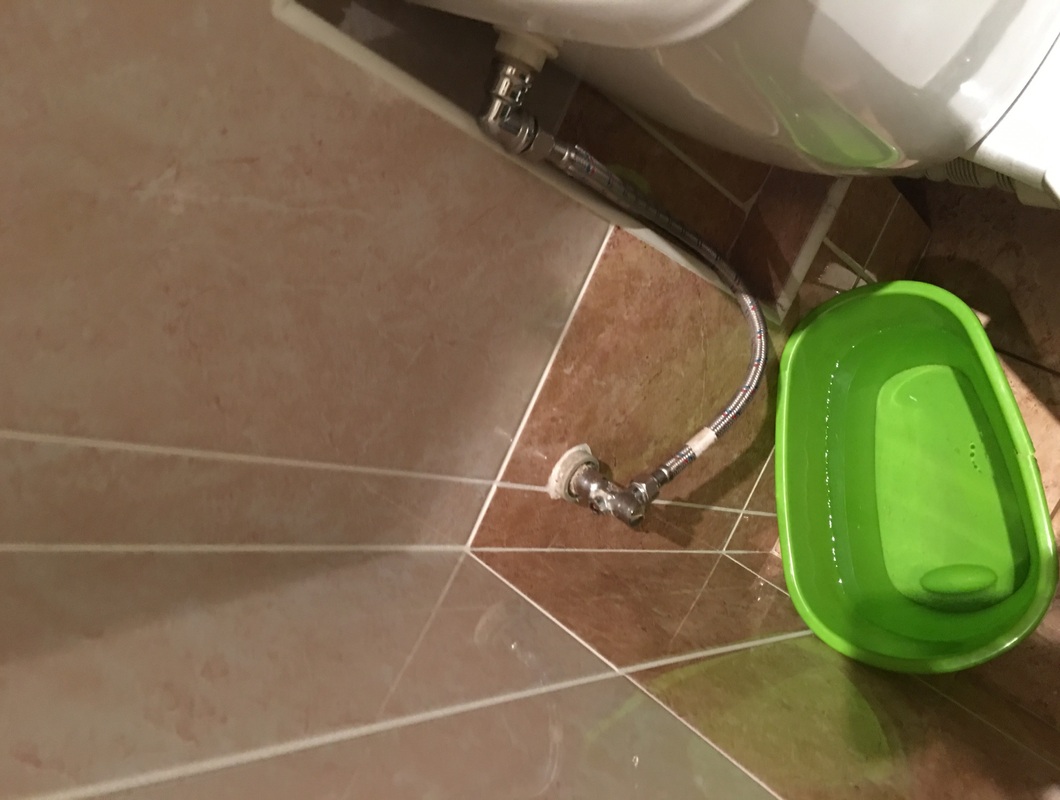 Vyměnit kohout  přívod na wc a výměna plovaku