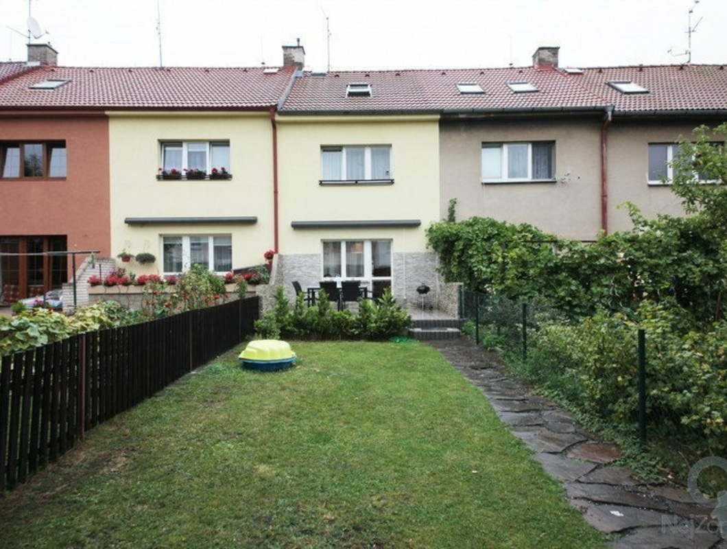 Zateplení fasády a střechy RD