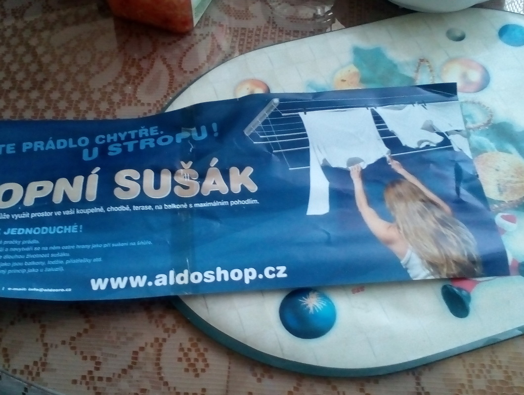 namontova stropni sušak do koupelny