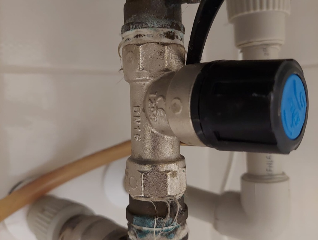 Výměna pojistného ventilu pod plynovým kotlem