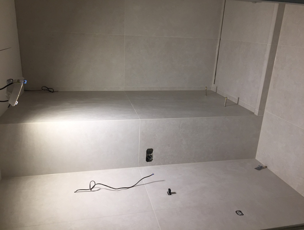 Koupelna - detekce neproudící vody do topného žebříku a topná rohož bez elektřiny